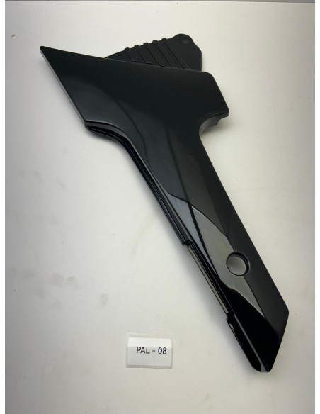 Cache latéral droit origine (sous selle) YAMAHA XJ 6001989 - 1991
