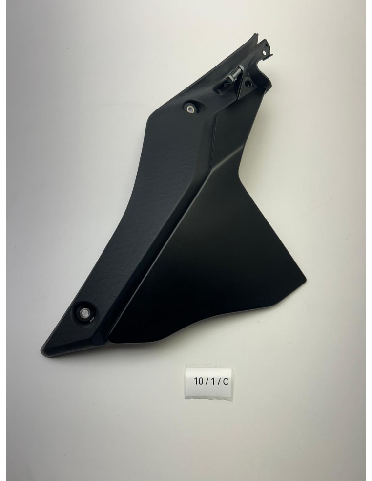 Cache latéral droit origine YAMAHA R1 2015 - 2019 | Occasion - RALY
