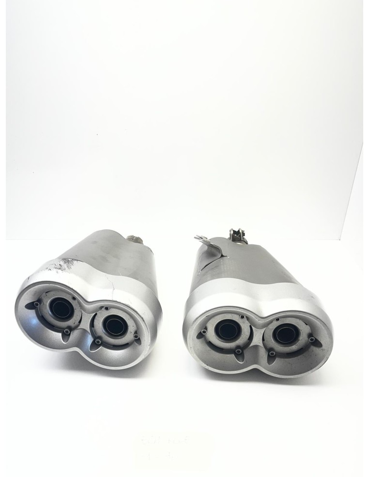 Paire de silencieux d'échappement / Pot d'échappement origine YAMAHA VMAX 1700 2009 - 2017