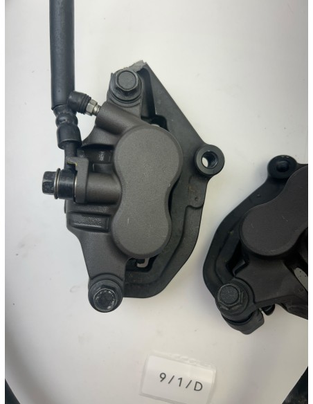 Paire d'étriers de frein avant avec durite YAMAHA FZ6 N 2004 - 2007 | Occasion - RALY