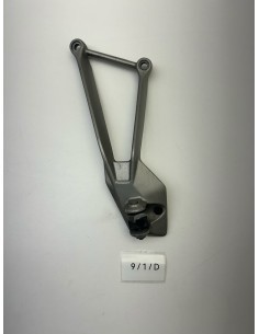 Platine de repose pieds arrière gauche origine MV AGUSTA Brutale 910S 2005 - 2007 | Occasion - RALY