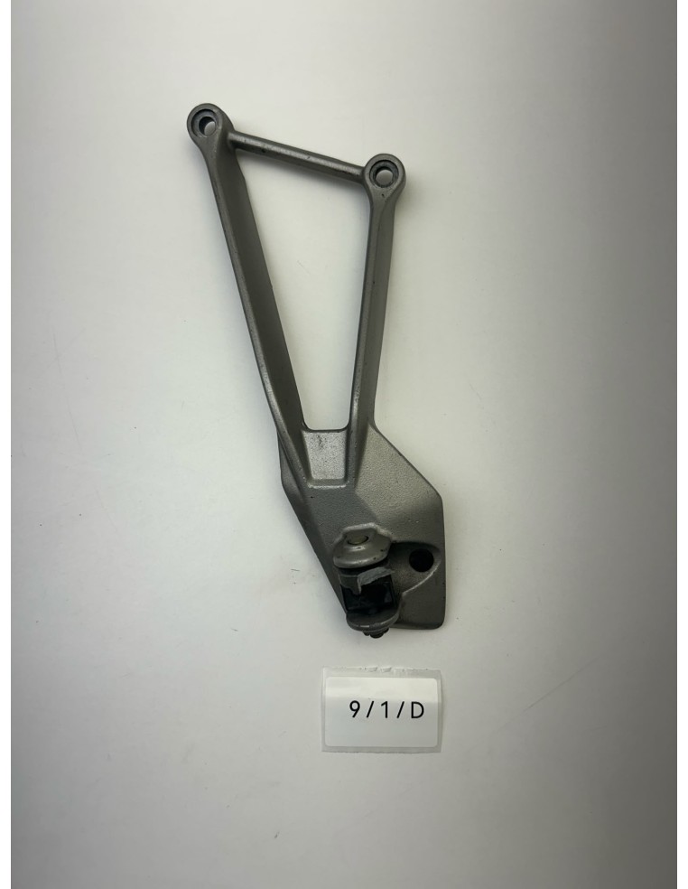 Platine de repose pieds arrière gauche origine MV AGUSTA Brutale 910S 2005 - 2007 | Occasion - RALY