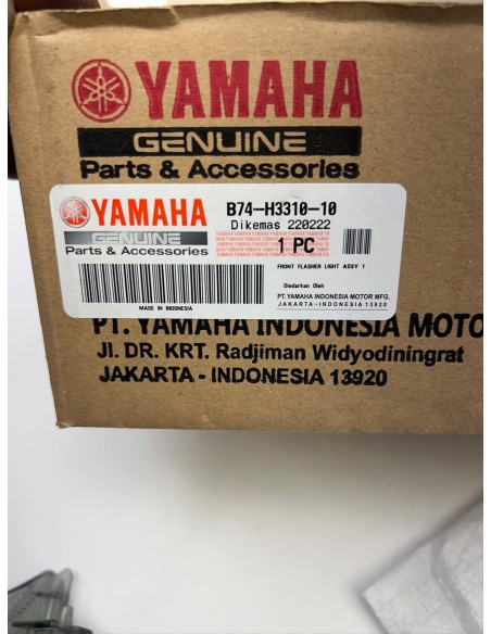 Clignotant avant gauche origine YAMAHA XMAX 125 2018 - 2022 | Occasion - RALY