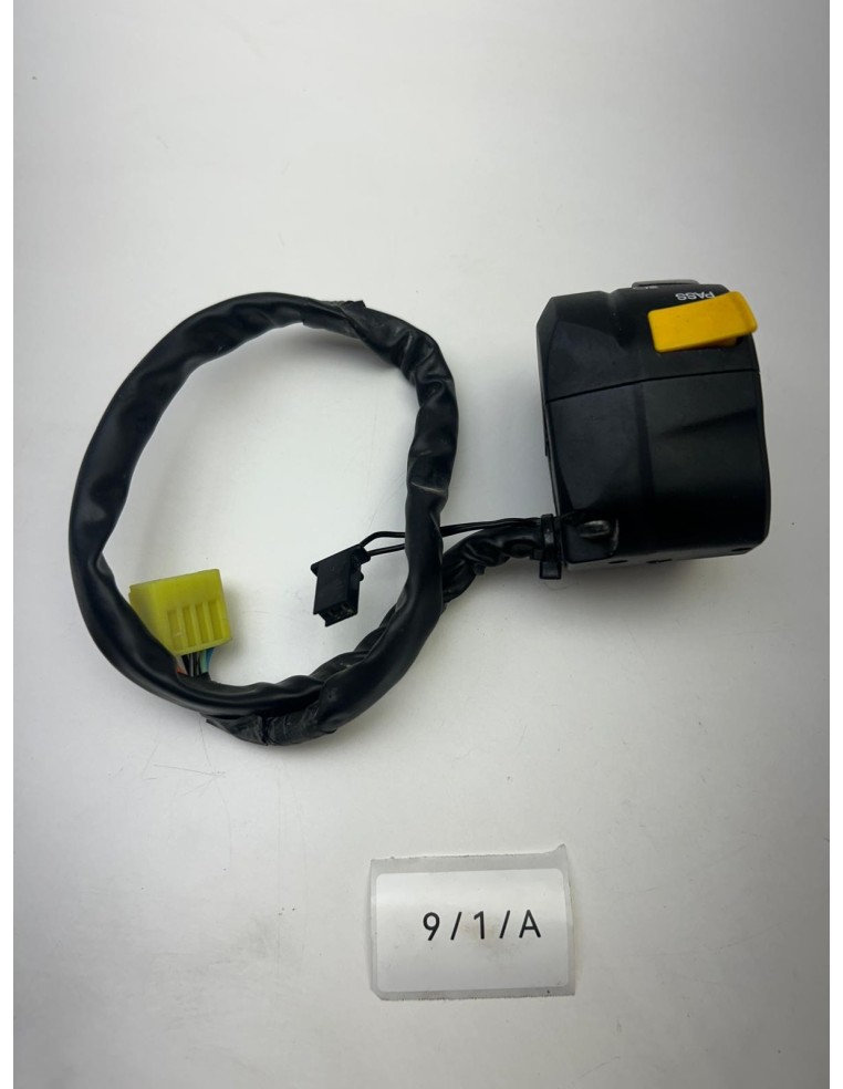 Commodo gauche SUZUKI SV 650 2019 - 2025 3740018K30000 | Occasion - RALY
