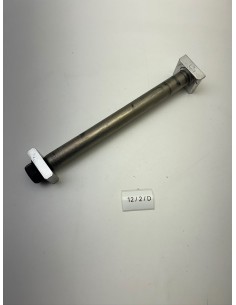 Axe de roue arrière origine YAMAHA FZ8 2011 - 2015