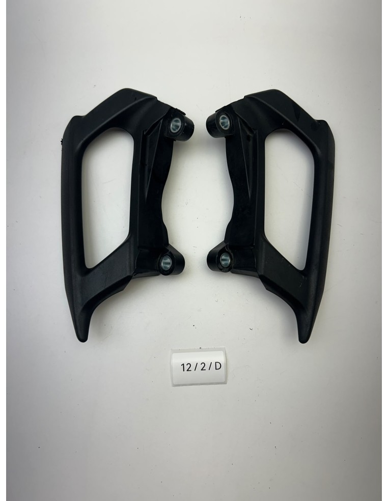 Paire de poignées passager YAMAHA FZ8  2011 - 2015
