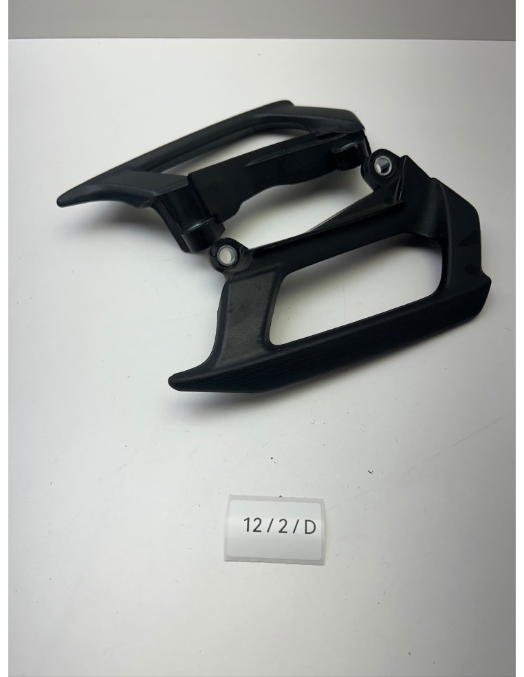 Paire de poignées passager YAMAHA FZ8  2011 - 2015