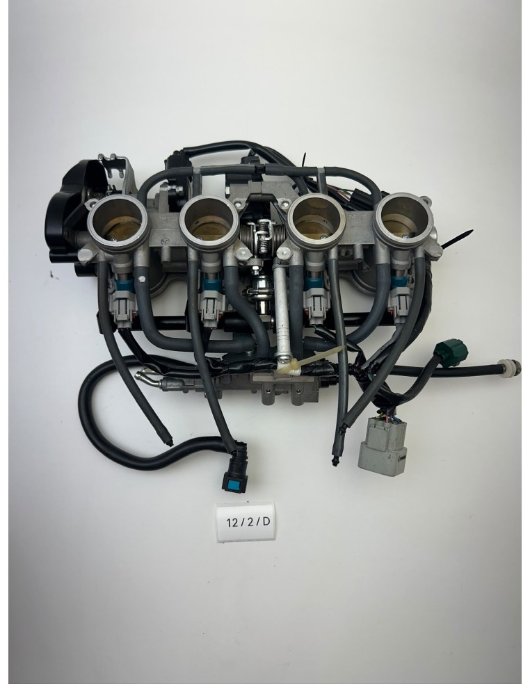 Rampe d'injection origine YAMAHA FZ8 2011 - 2015