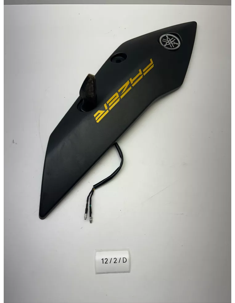 Carénage latéral droit origine YAMAHA FZ8 S 2011 - 2015