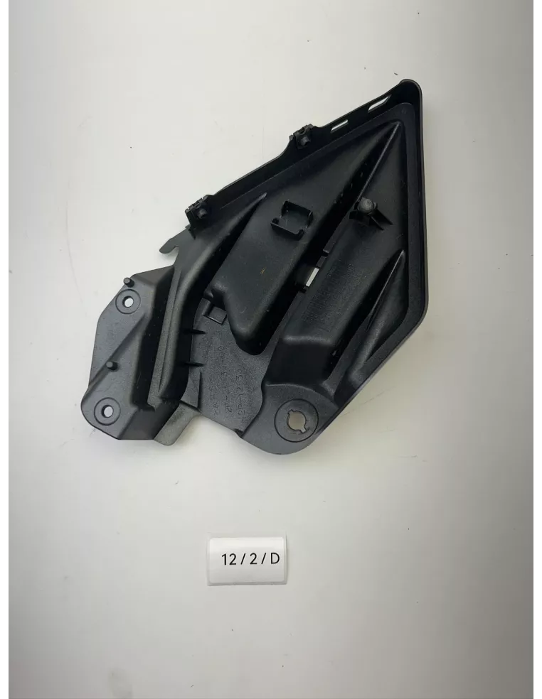 Intérieur de flanc de carénage droit YAMAHA FZ8 2011 - 2015