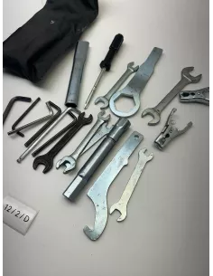 Trousse à outils origine YAMAHA FZ8 2011 - 2015 2
