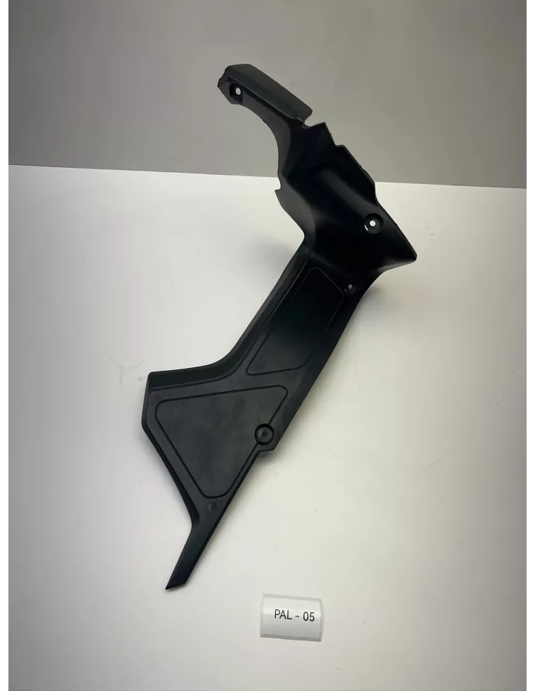 Carénage intérieur droit origine YAMAHA FZ8 S 2011 - 2015