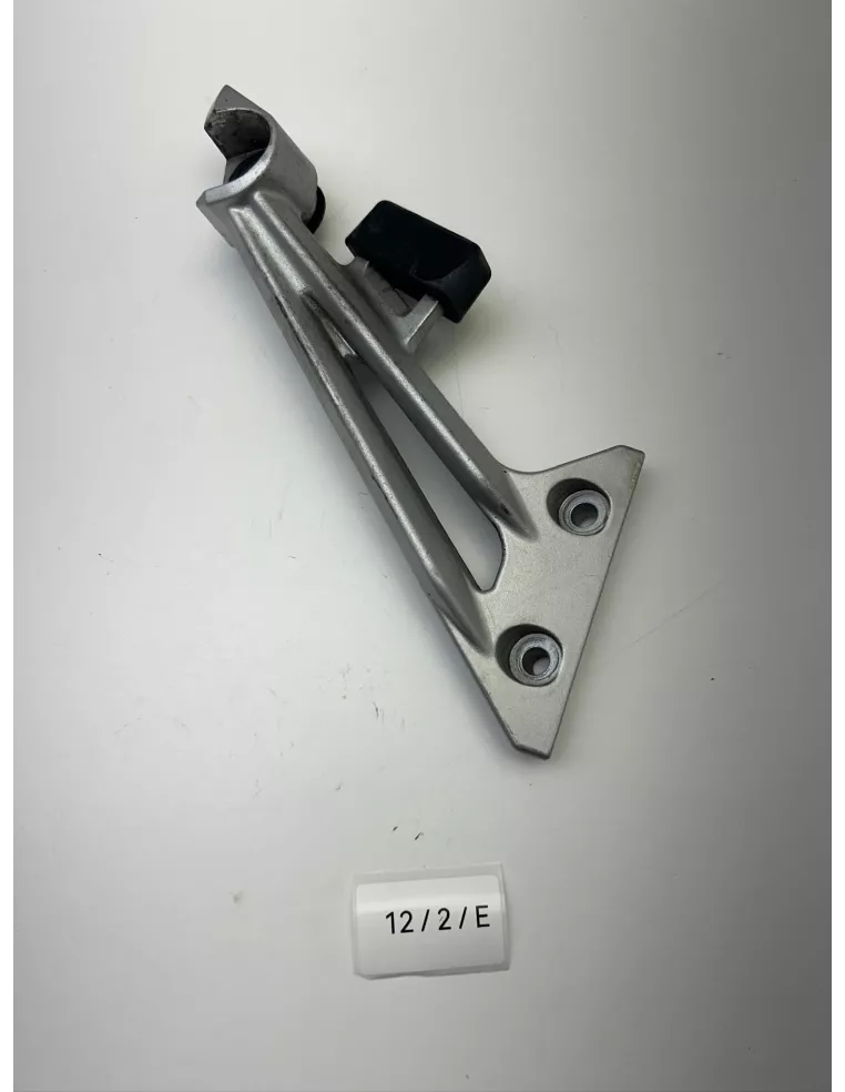 Support d'échappement droit origine YAMAHA FZ8 2006 - 2011
