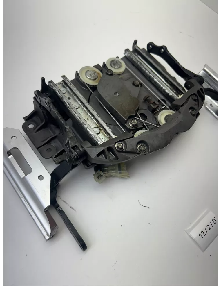 Moteur électrique de réglage de bulle origine  YAMAHA FJR 1300 2006 - 2011