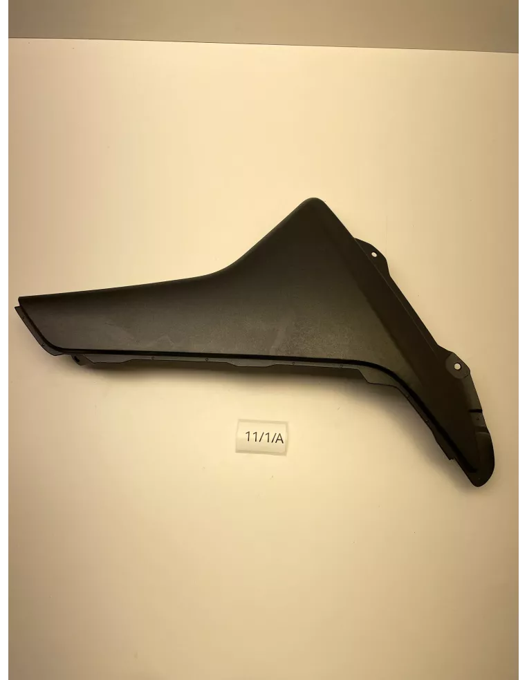 Bas de caisse droit origine YAMAHA NMAX 125 2017 - 2020