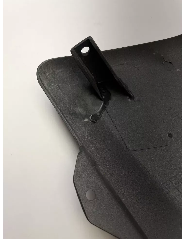 Bas de caisse droit origine YAMAHA NMAX 125 2017 - 2020