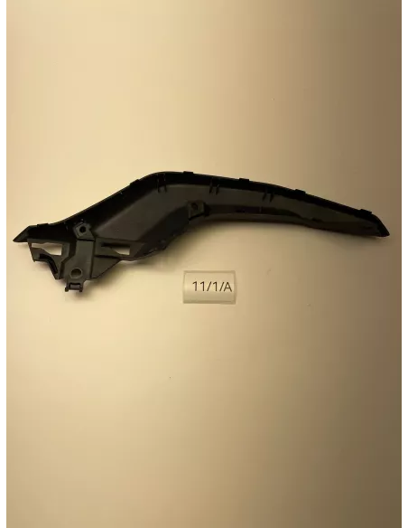 Carénage supérieur droit du réservoir YAMAHA TRACER 900 2021 - 2024