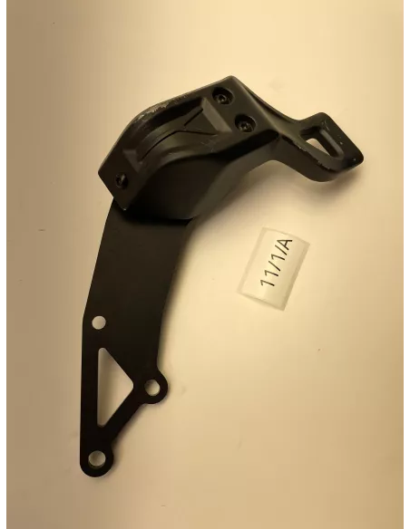 Support inférieur droit pour valises latérales YAMAHA TRACER 900 / TRACER 900 GT 2021 - 2025