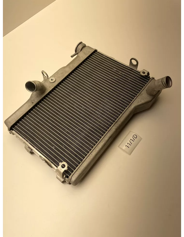 Radiateur origine YAMAHA MT 07 2014 - 2026