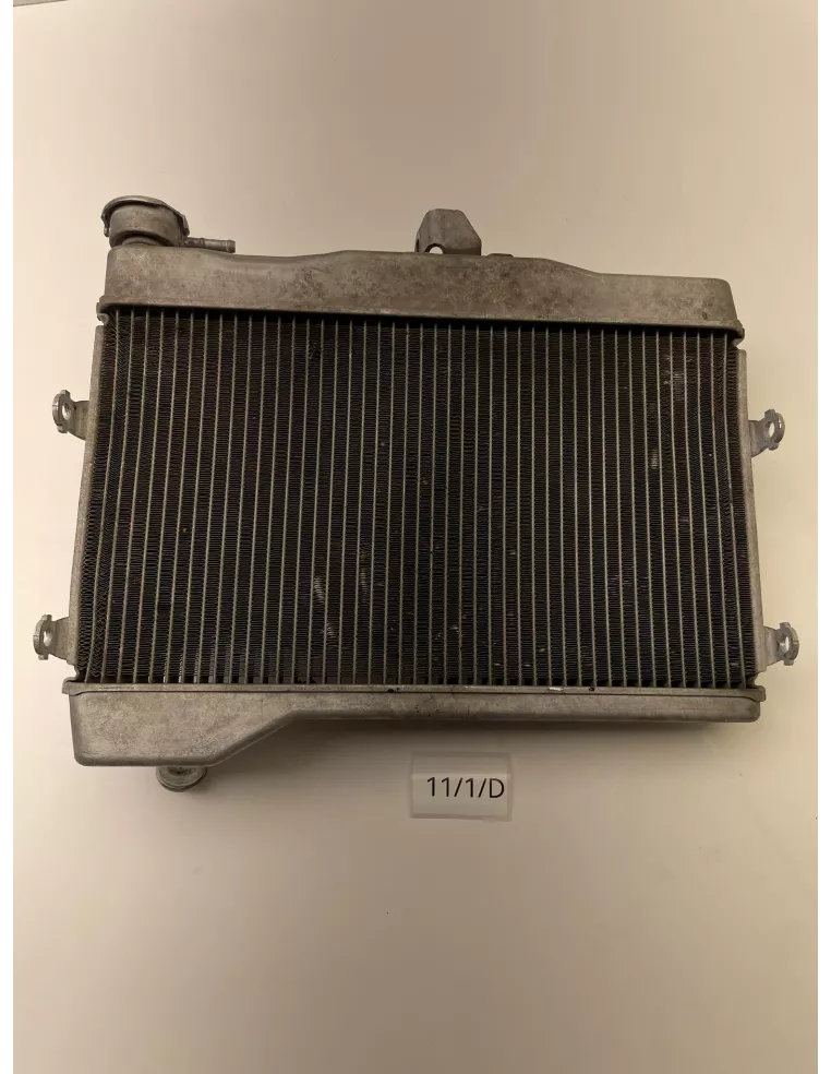 Radiateur origine YAMAHA MT 07 2014 - 2026