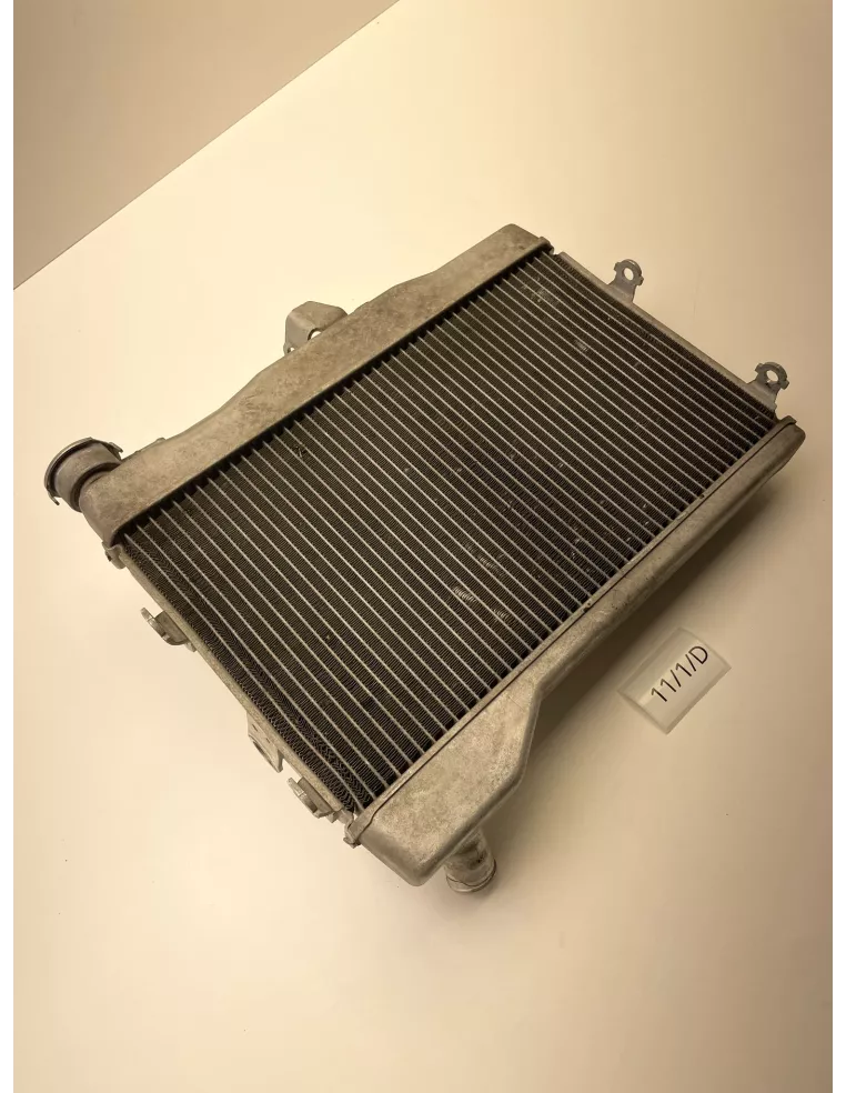 Radiateur origine YAMAHA MT 07 2014 - 2026