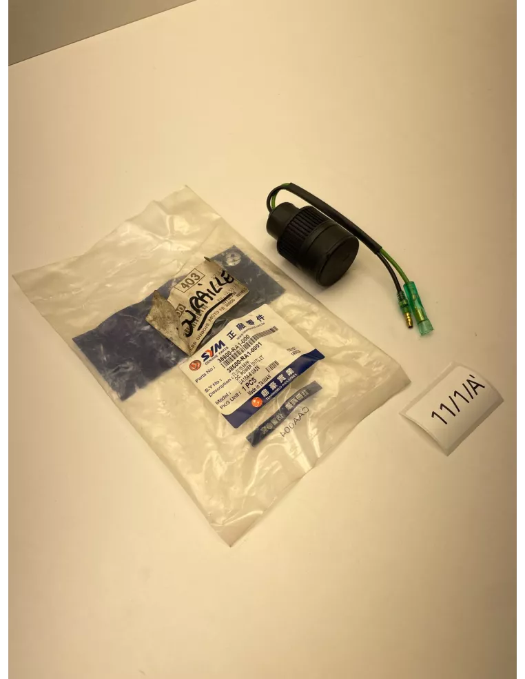 Prise allume cigare 12V origine - tous les véhicules SYM