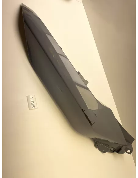 Flanc de selle droit origine YAMAHA 300 TRICITY 2020 - 2025