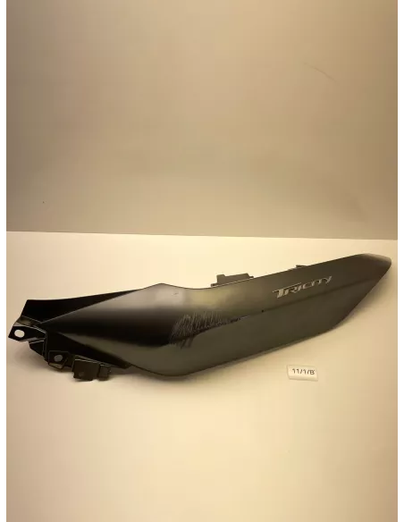 Flanc de selle gauche origine YAMAHA 300 TRICITY 2020 - 2025