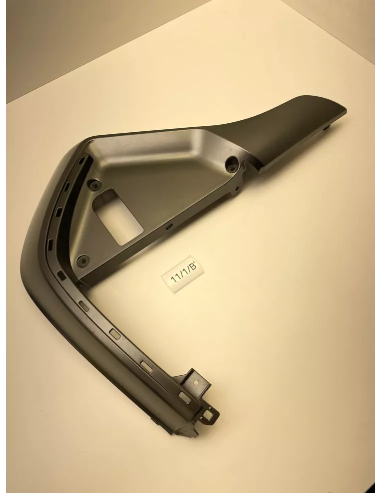 Cache latéral avant gauche origine YAMAHA 300 TRICITY 2020 - 2025