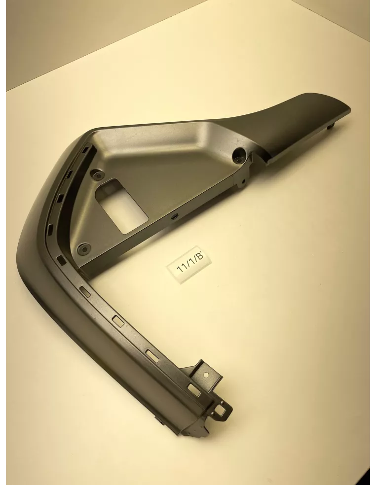 Cache latéral avant gauche origine YAMAHA 300 TRICITY 2020 - 2025