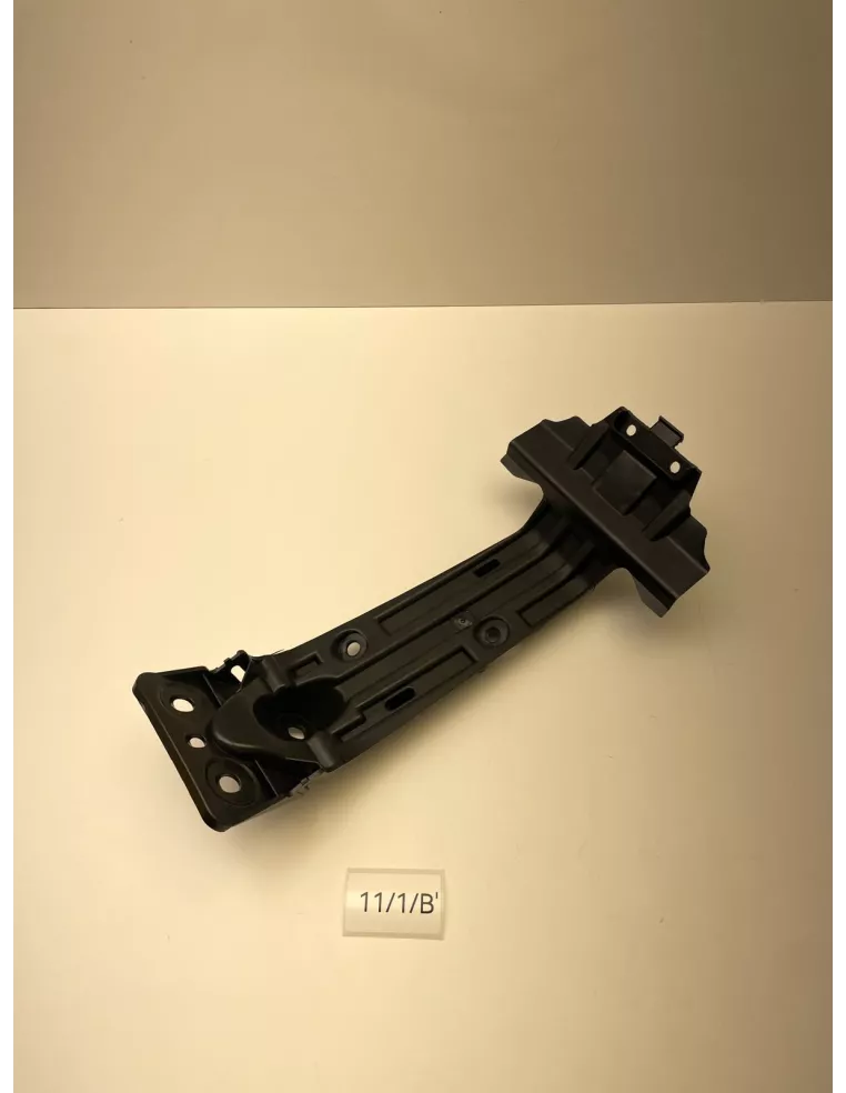 Support de garde boue arrière origine YAMAHA MT 125  2014 - 2019