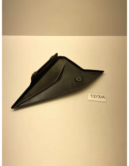 Cache carbone sous selle côté droit YAMAHA MT 09 2014 - 2020