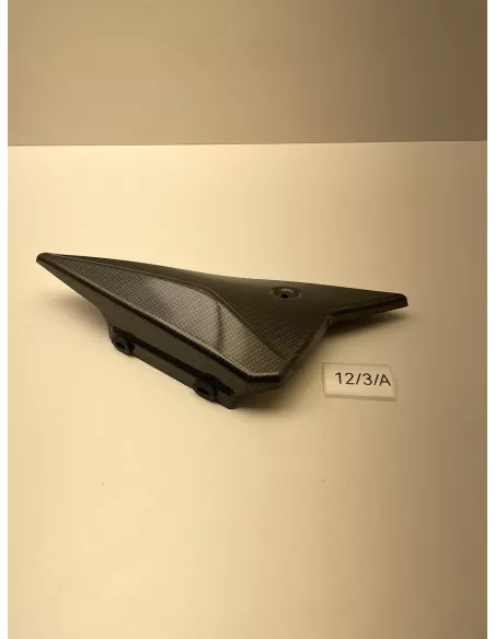 Cache carbone sous selle côté droit YAMAHA MT 09 2014 - 2020