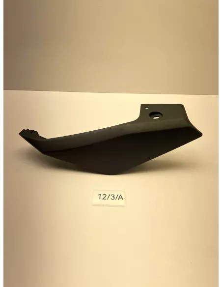 Flanc de selle gauche origine YAMAHA MT 09 2014 - 2016