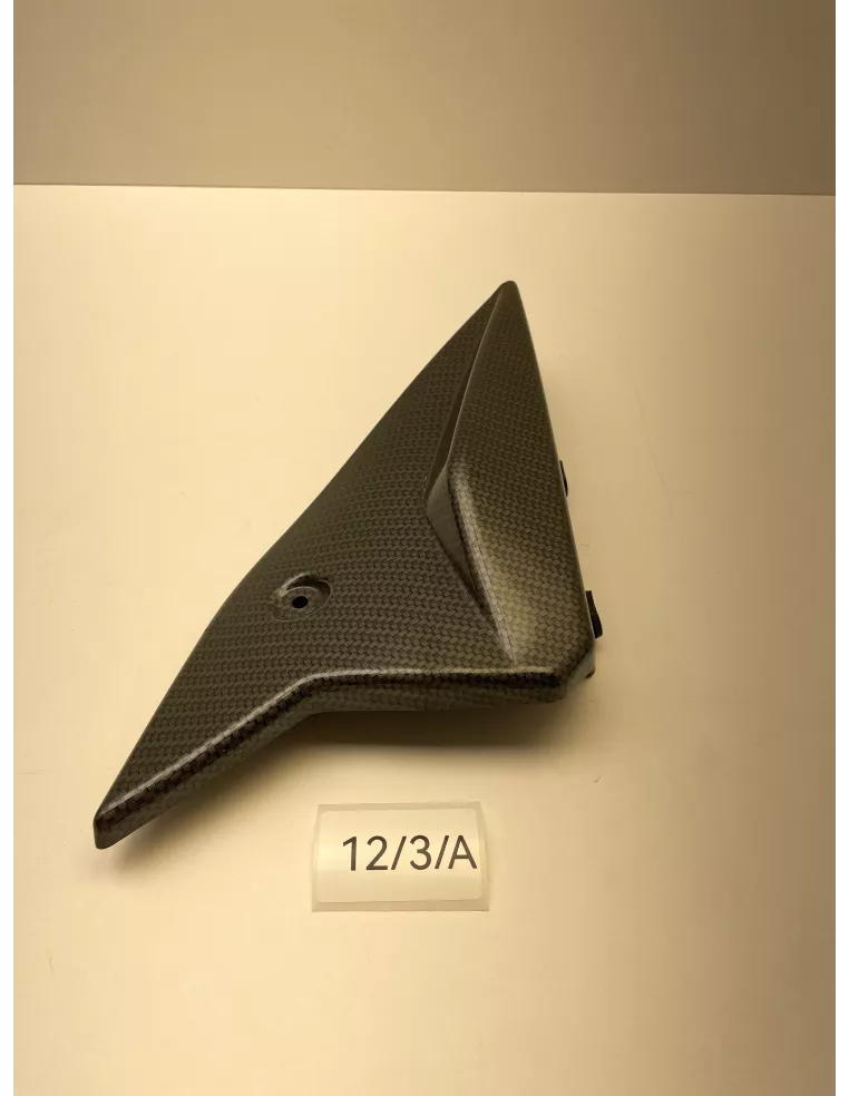 Cache carbone sous selle côté gauche YAMAHA MT 09 2014 - 2020