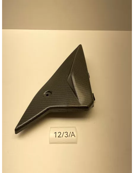Cache carbone sous selle côté gauche YAMAHA MT 09 2014 - 2020