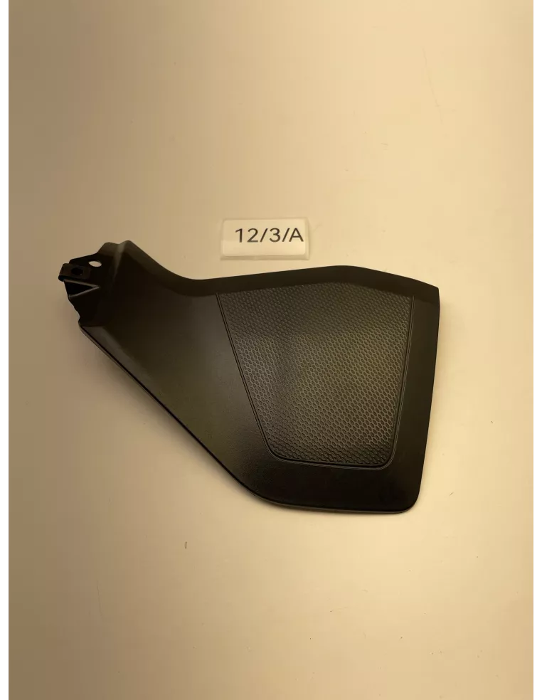 Flanc de réservoir côté droit origine YAMAHA MT 09 2014 - 2020