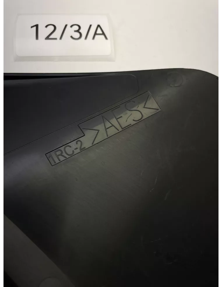 Flanc de réservoir côté droit origine YAMAHA MT 09 2014 - 2020