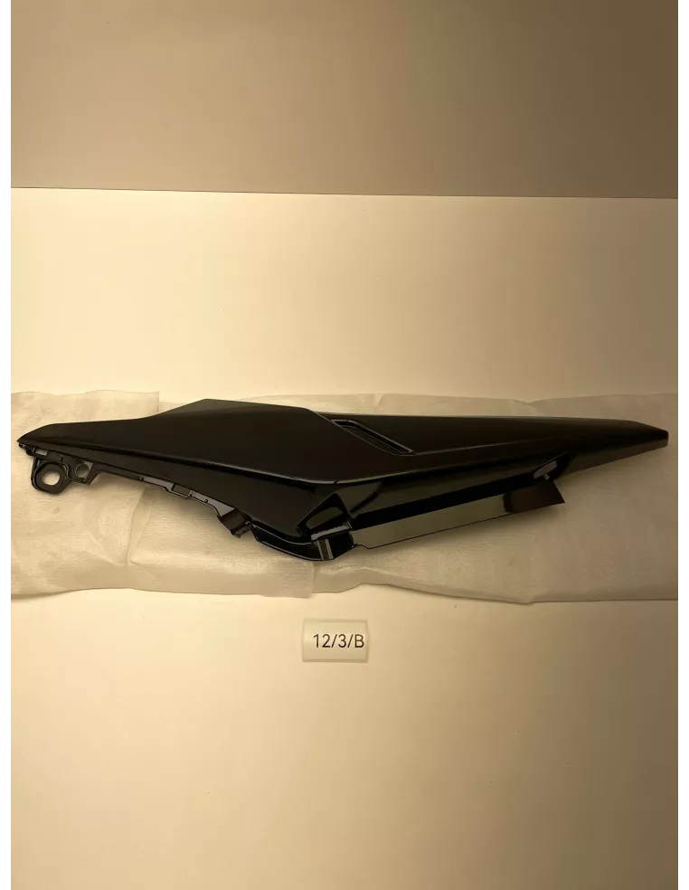 Carénage latéral droit noir origine SYM NH-X 125 2019 - 2026