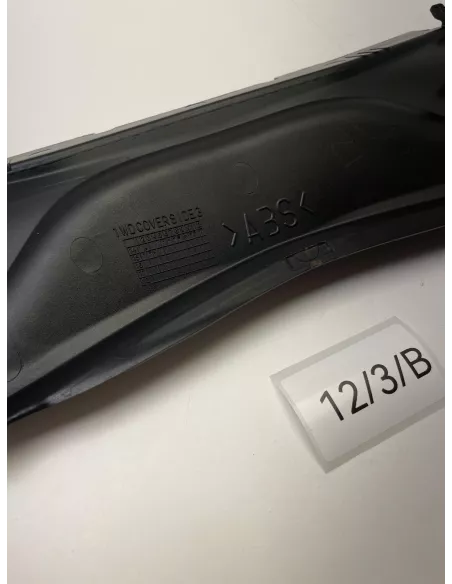 Carénage entre selles origine YAMAHA R3 2015 - 2024