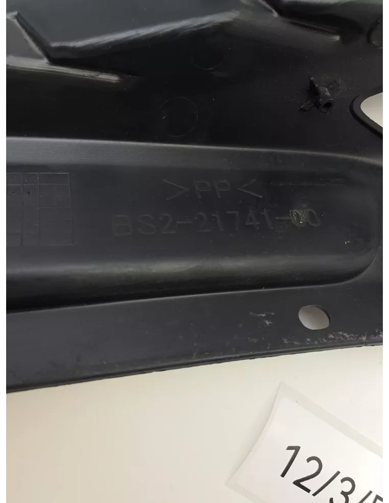 Cache carénage arrière droit origine YAMAHA MT 09 2017 - 2020