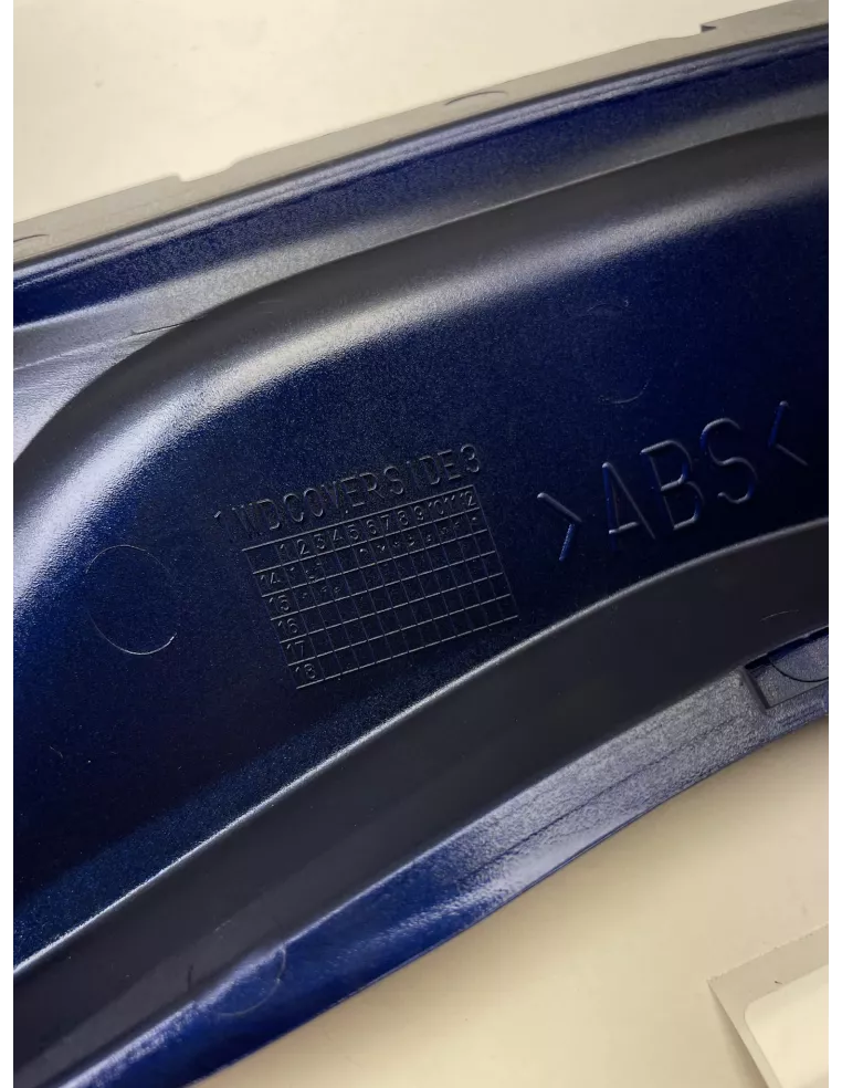Carénage entre selles origine YAMAHA R3 2015 - 2024