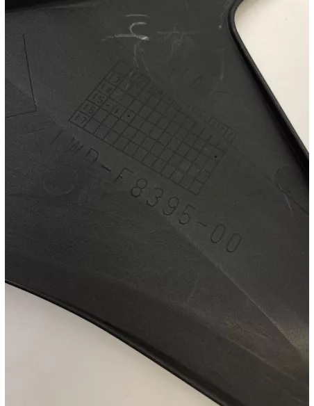 Demi sabot droit origine YAMAHA R3 2015 - 2018