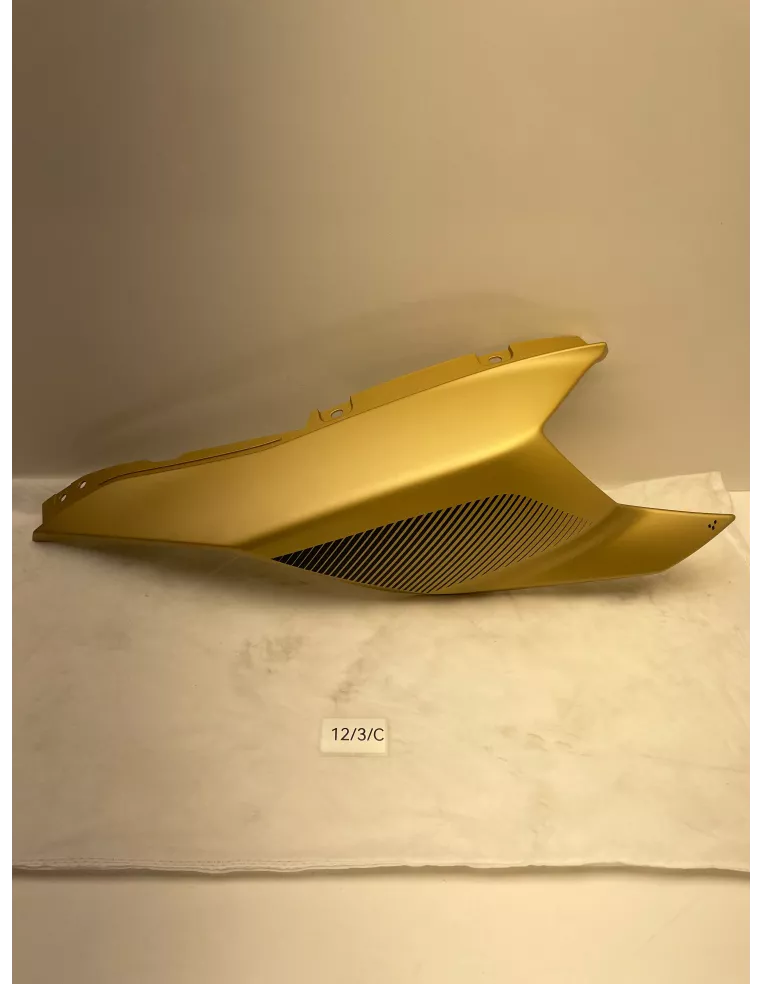 Carénage latéral droit origine "Liquid Gold" CAN-AM Ryker 600 / 900 2019 - 2026