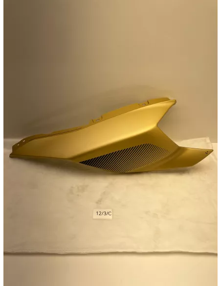 Carénage latéral droit origine "Liquid Gold" CAN-AM Ryker 600 / 900 2019 - 2026
