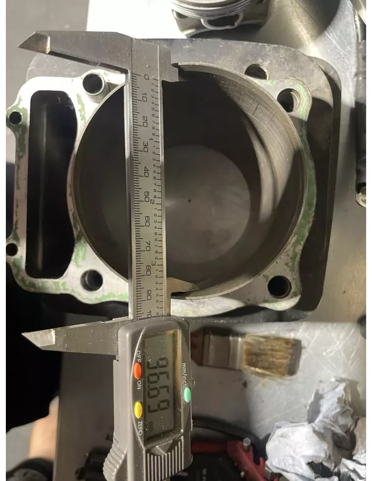 Cylindre avec piston HONDA XL 600 1983  -  1987 | Occasion - RALY