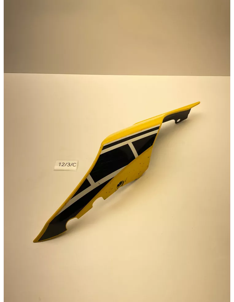 Flanc de selle gauche origine jaune YAMAHA R1 2016 (60th anniversary)