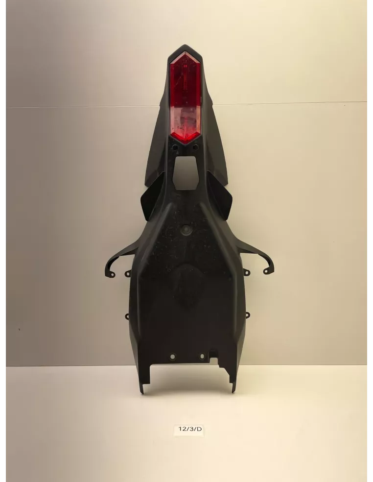 Garde boue arrière origine avec feu arrière YAMAHA R1 2015 - 2019
