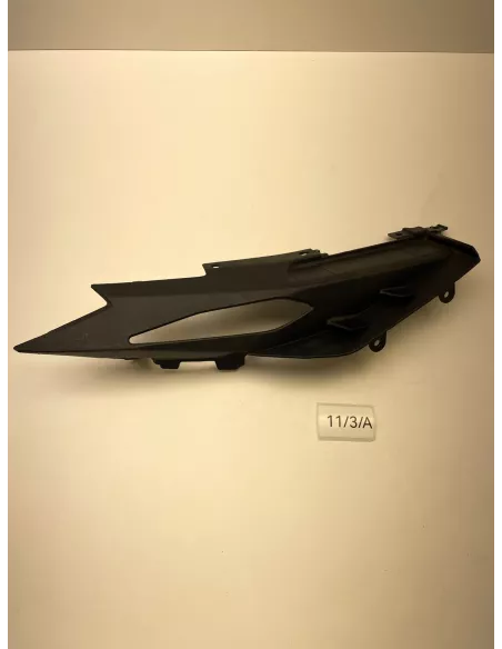 Cache carénage arrière gauche origine YAMAHA MT 09 2017 - 2020