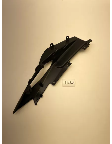 Cache carénage arrière gauche origine YAMAHA MT 09 2017 - 2020